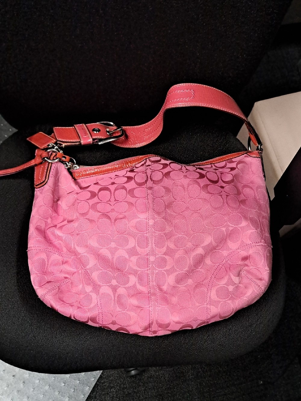 Coach Soho hobo bag pink signature canvas with matching Patent Leather 2008-2009